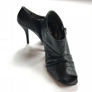 New Charles David zipper peep toe booties Sz 8.5